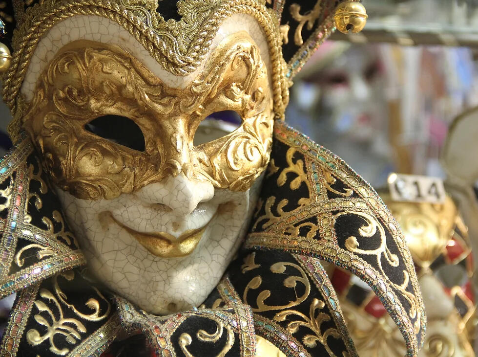 The Hidden Danger of Compassionate Narcissism: When Self‑Centered “Kindness” Becomes a Tool for Control